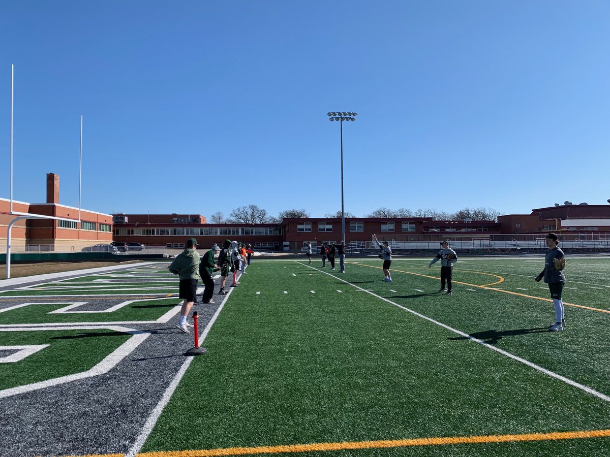GoodDay4TheRam's tweet photo. Thanks Mother Nature. Nice to have open field outside on the turf #rams2020 https://t.co/LKiuxFxFac