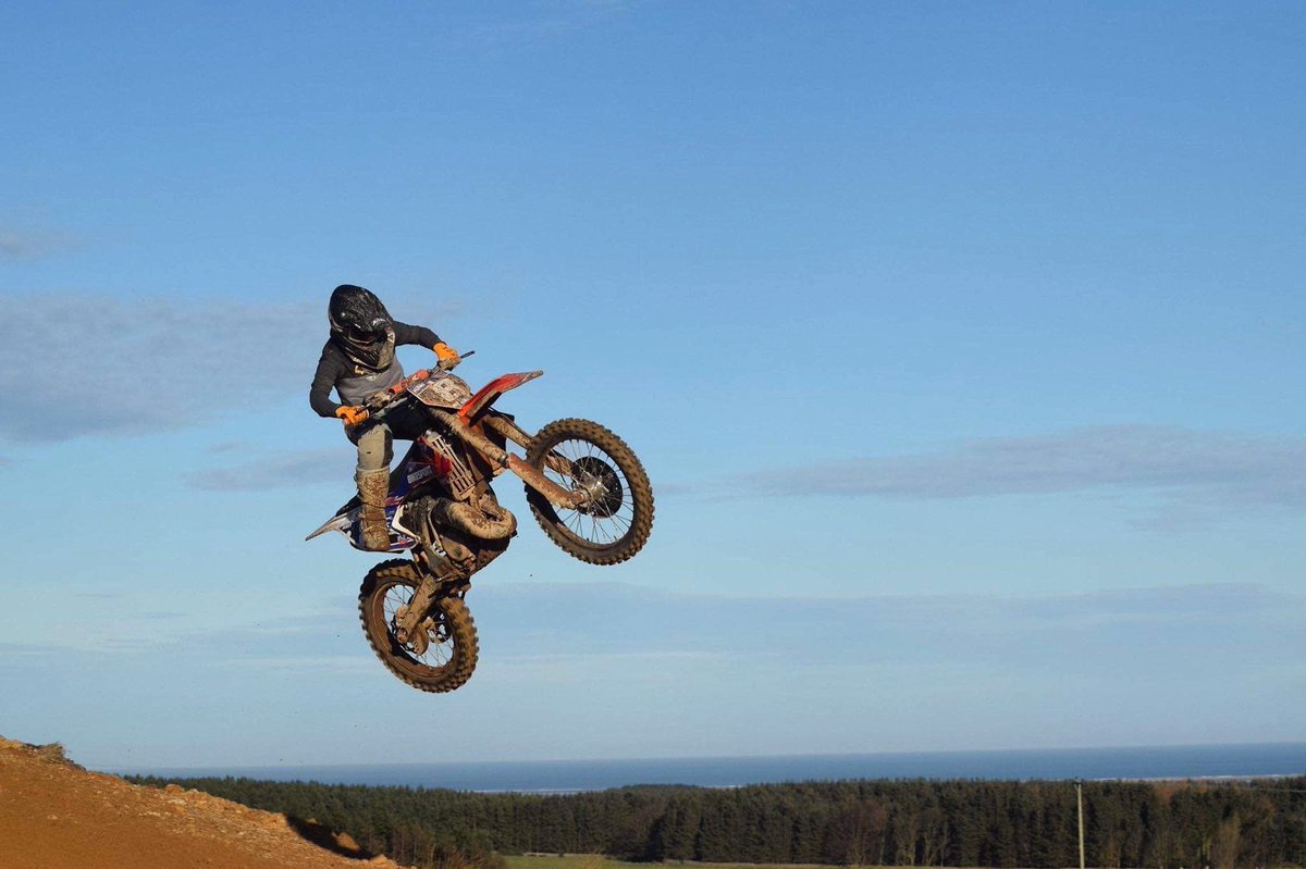TaylorS74930418's tweet photo. Looking forward to this season ✌🏻❤️ @HubbwayHire @foxracing @PutolineUK @OnlineApico @Acerbis_UK #bikesport #PJMX #Thorburnbros #GBMX #BelfordMX https://t.co/pUJnh98YCB