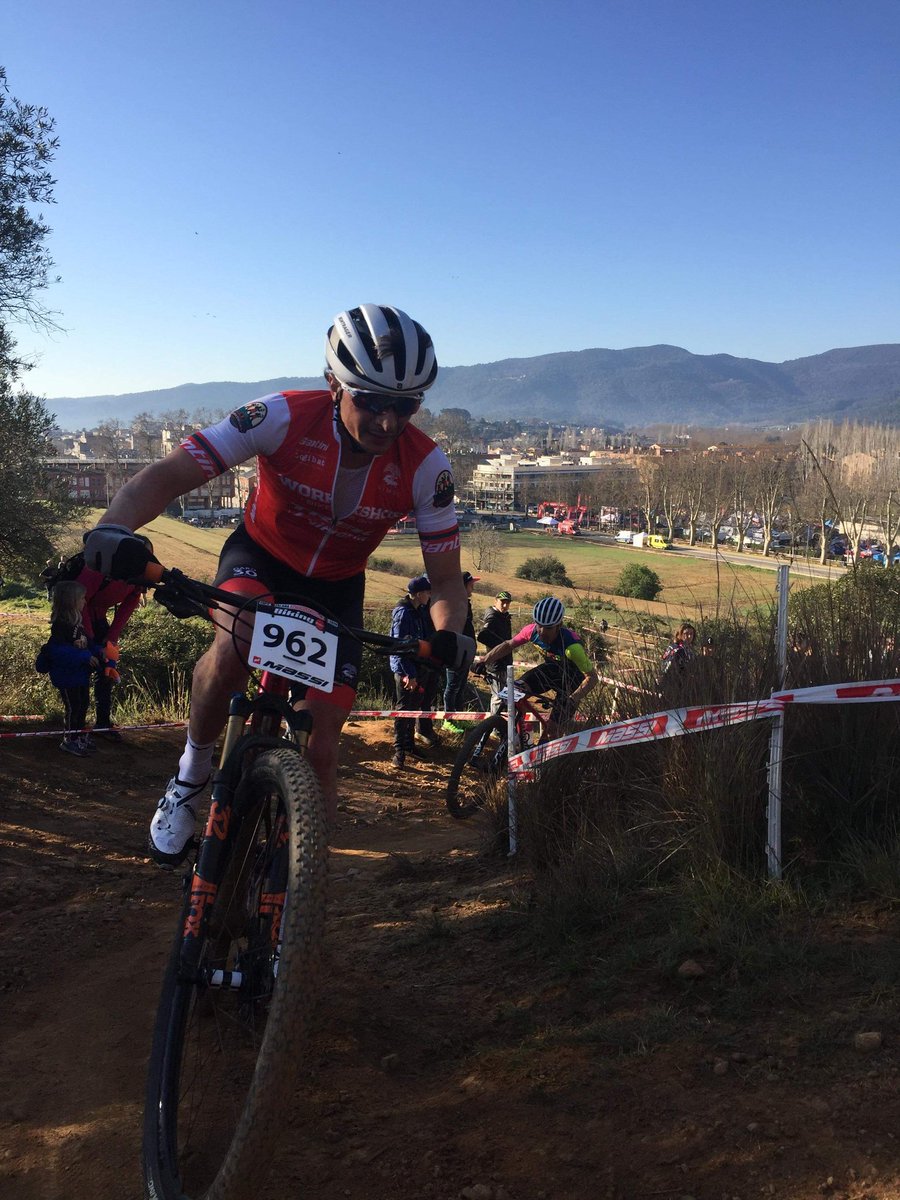 ThomasVincent66's tweet photo. P20 after a good start at Banyoles Super Cup Massi &amp; Copa Catalana🚵‍♂️😁🍿
#workshopbikes #trekbikes #mtb #bike #cycling #workshop #race #racing #xc #xco #btt #bontrager #trek #nofilter #Banyoles #copacatalana #supercupmassi #catalunya #ogival #mulebar https://t.co/cfBGSzHJ0L