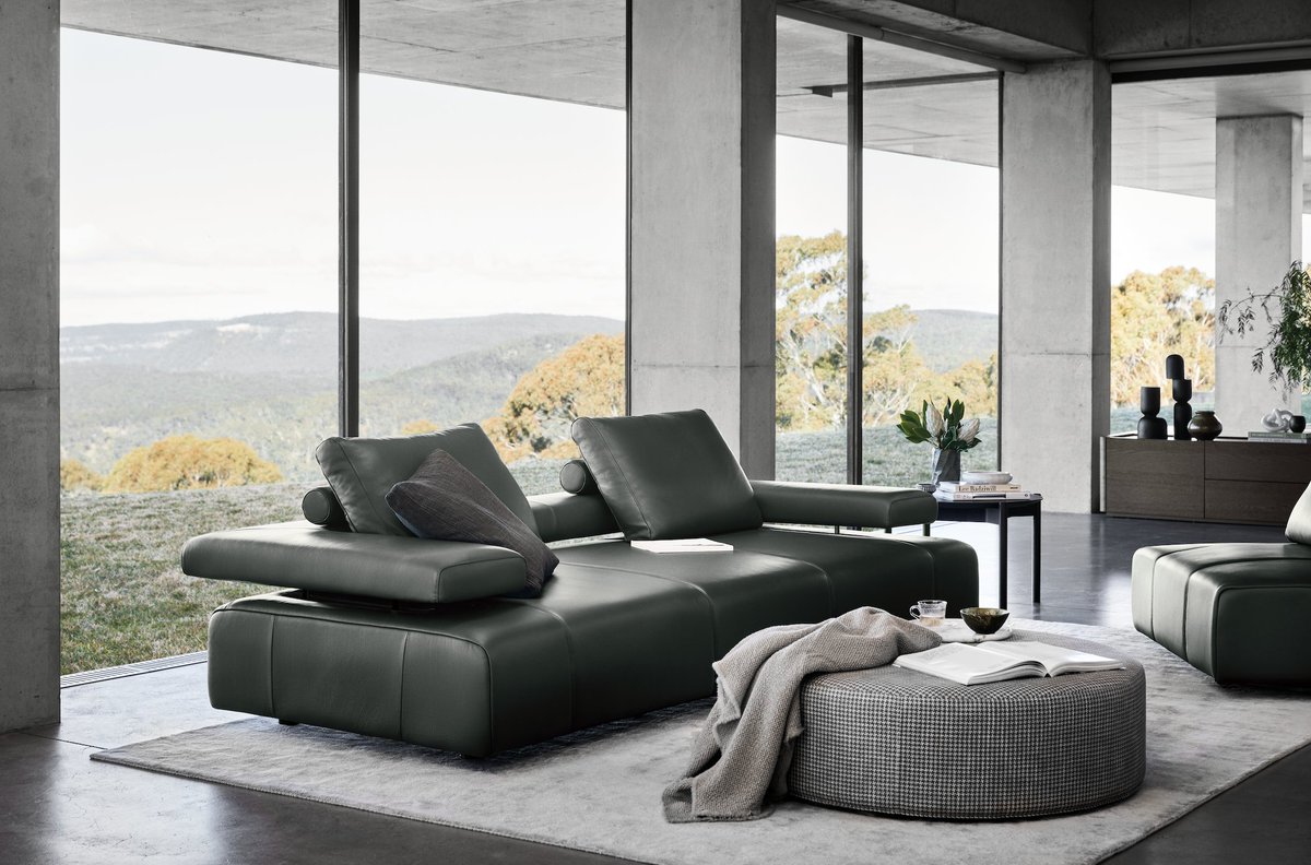 kinglivingca's tweet photo. Experience the sleek and contemporary comfort of the Strata II. Featuring our revolutionary design feature, the TouchGlide® Technology. Reveal additional seat depth at the touch of a button for ultimate relaxation. https://t.co/RGcaNRoy8F