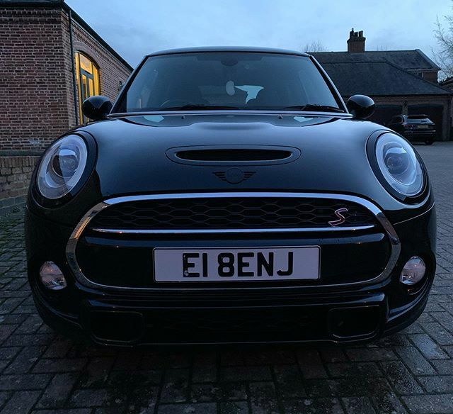 bjblyth's tweet image. Finished washing just before the sun went down 😅 Used @meguiarsuk Ceramic Wax and very impressed with the outcome! #shiny #minicooper #minif56 #elbenj ift.tt/2SPOObZ