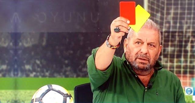 Erman Toroğlu: "Şimdi Avrupa'dan 2 kupa, 4 sene üst üste ligde şampiyonluk, senden 3 şampiyonluk önde ve sahanda kupa kaldırmış, bayrak dikmiş Galatasaray, seni 20 yıl sonra yendi. Şimdi Ali Koç'un elinde ne kaldı hocam?"

[A Spor]