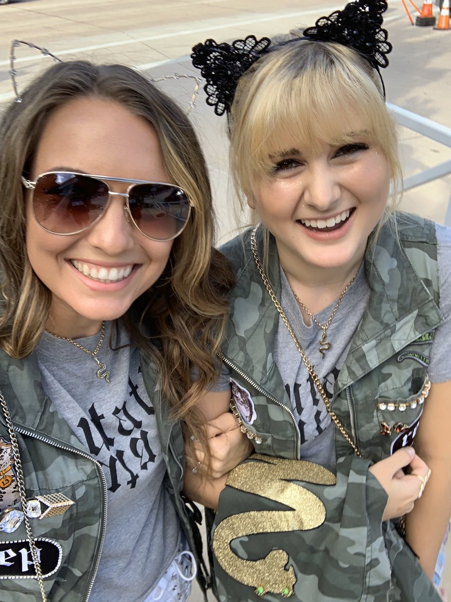 amandairby86's tweet photo. Marissa & I met at SSN...weโve become BFFS, shared countless memories, including #RepTourDallas. NOW weโre set to make amazing memories in CALI! We have flights, tickets, & booked our rooms today! CANT WAIT UNTIL #LoverFestWest! ๐ @marissamcavoy @taylornation13 @taylorswift13 https://t.co/m3ZZY5MRHU
