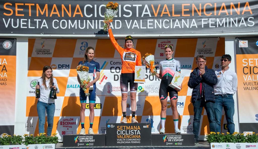 PalomarJulian's tweet photo. #ciclismo @AnnavdBreggen gana la @SetmanaCiclista #scv20 #VCVF20
@ClaraKoppenburg @demivollering
@boelsdolmansct @BiglaKatusha
@PushingDreams @VIB_SPORTS
@NGreatness
https://t.co/itkEnxw8Pe https://t.co/a54qxo5nwm