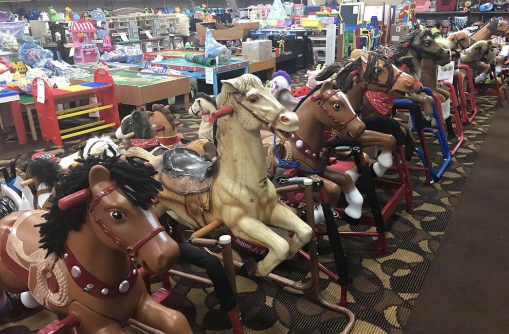 KidStuffSaleKY's tweet photo. GIDDY-UP Friends 🐴🤣🐴 Early Bird Presale Tickets are LIVE and they are MOVING FAST!!!

🔖EARLY BIRD TIX (HURRY!):
https://t.co/MyE6QwpEFR https://t.co/wGXuW1azgV