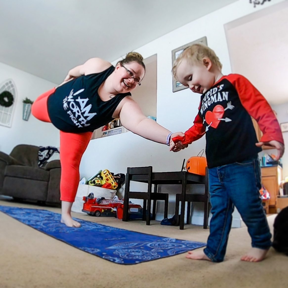 ddpymama's tweet photo. We are worth it! 💥

#weightlossjourney #fitnessjourney #weightloss #ddpy #ddpyworks @RealDDP #momlife #boymom #fitness #workinprogress https://t.co/uDPFLcauNZ
