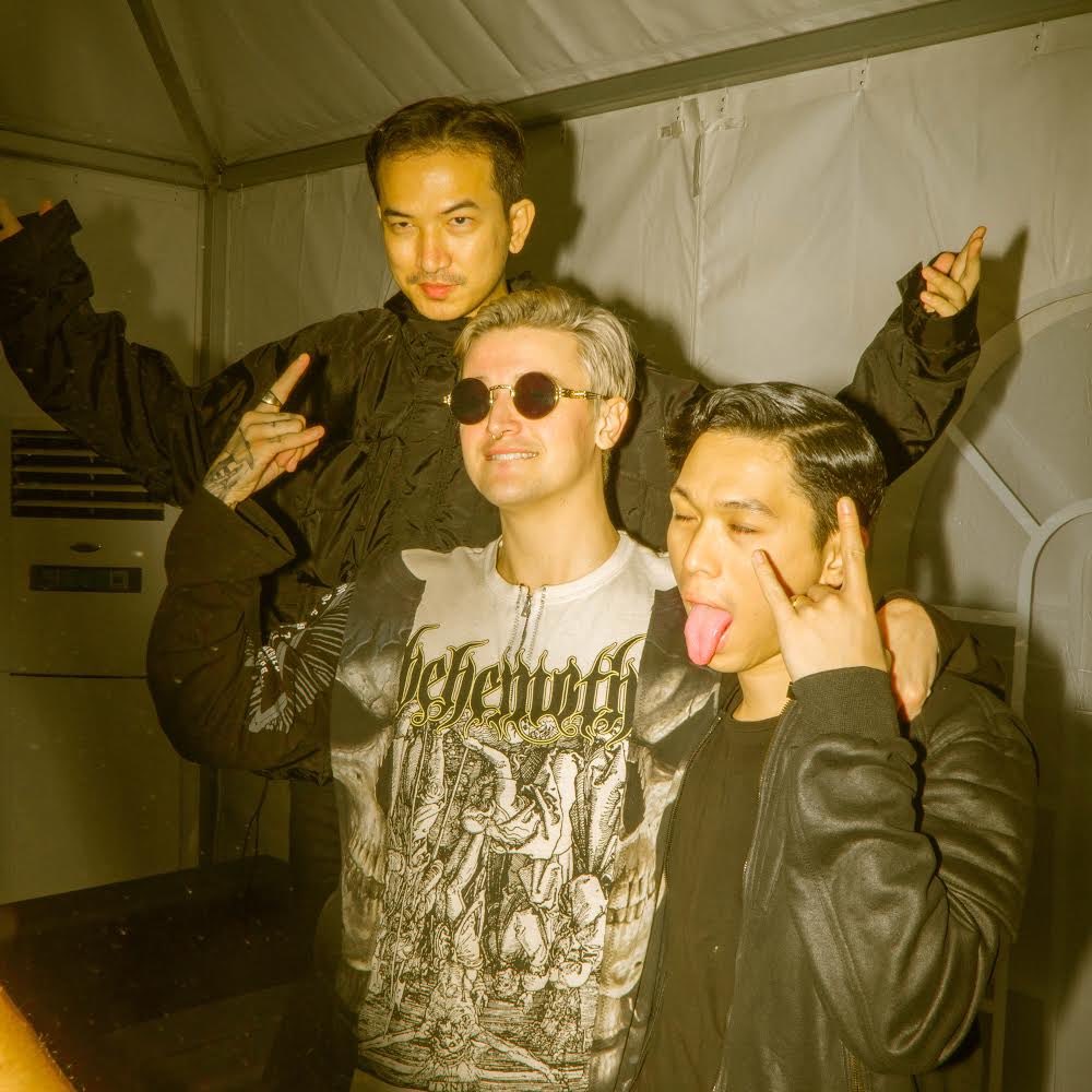 terror_bass's tweet photo. How would this collab sounds like ? #reptilesattack https://t.co/LNarOctC7w