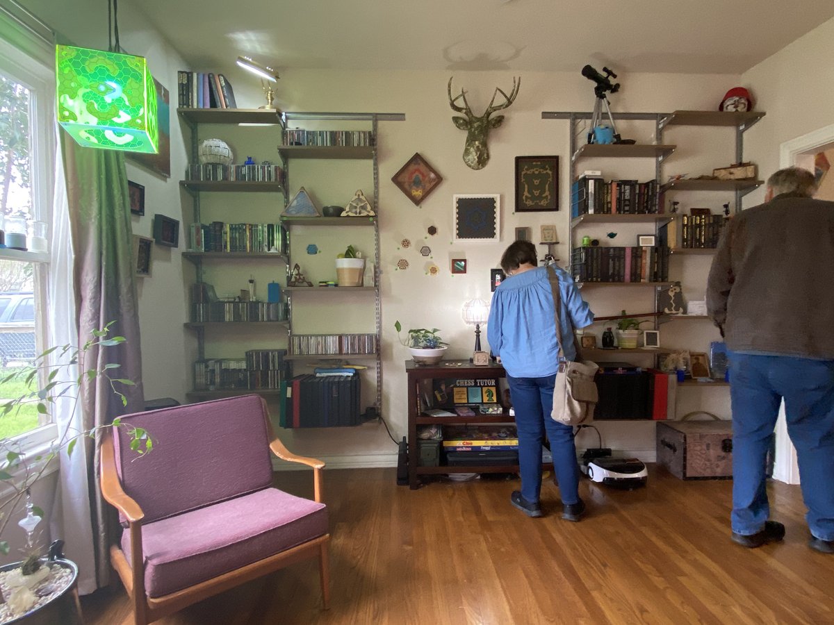 OnAndOffFred's tweet photo. This year we welcome new #FredArtist and San Antonian, Charles Oisten. Located at #17, you can find his mesmerizing laser-cut work 💡 https://t.co/PcnQ6MDjgv