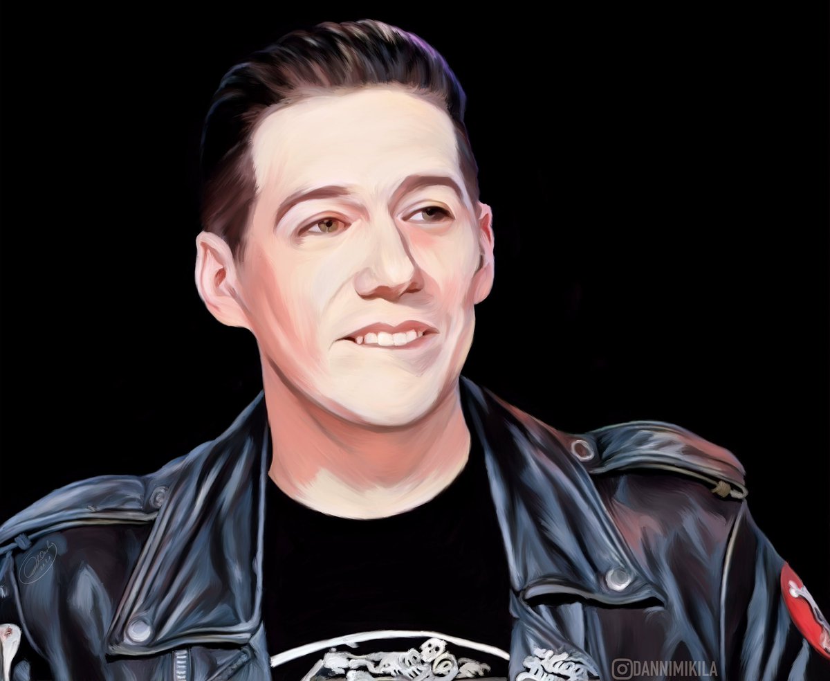 dannimikila's tweet photo. Actually was so scared to screw this up. I must have reshaped his face about a dozen times, I didn’t want to ruin his beauty 🙈 but I think I’m happy with it now! #tobiasforge #ghostband #ghostbc #thebandghost #repugnant #marygoore #crashdïet #subvision #magnacartacartel https://t.co/UnhayJ3QuE
