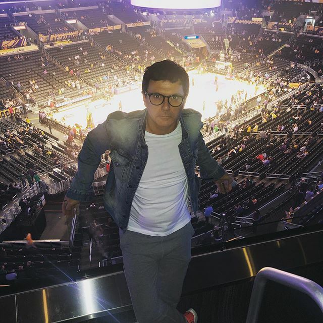ChefEme's tweet photo. Lakers game .. have a fun Sunday !! #golakers #cheflife #kobebryant #fundaysunday https://t.co/GFoTL5Rk1s
