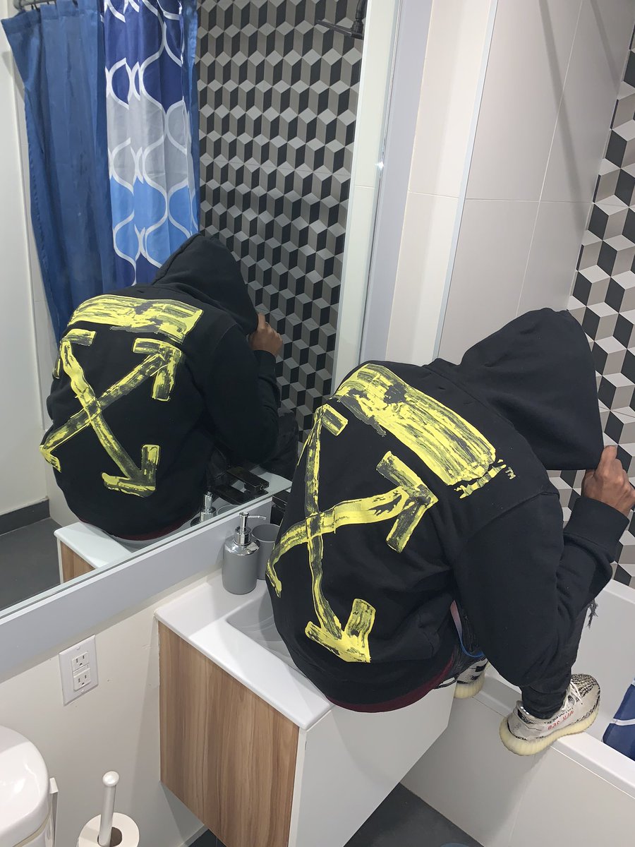 LynnThaDon's tweet photo. 🐍💚 https://t.co/EBIxIkjtzf