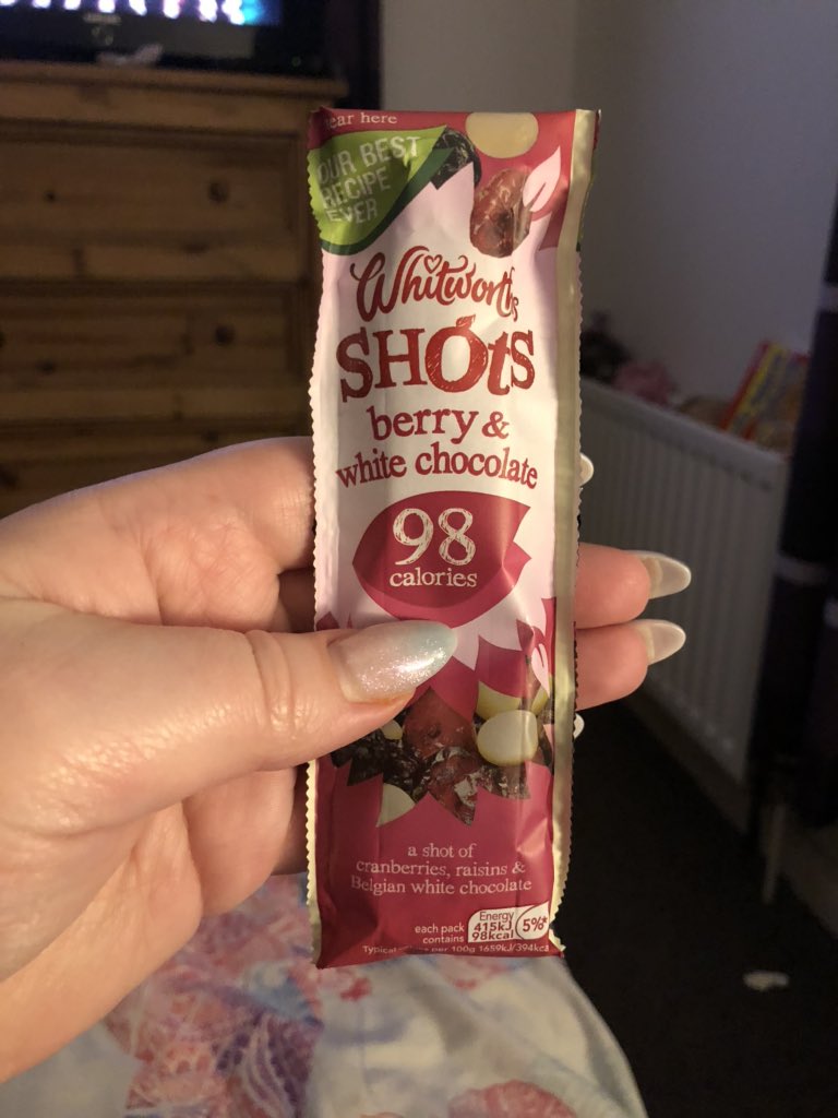 tattybear85's tweet photo. Perfect bedtime snacking without the guilt Thanks @whitworths and tryit #whitworthsshots #tryit https://t.co/hqr0ZsLSy1