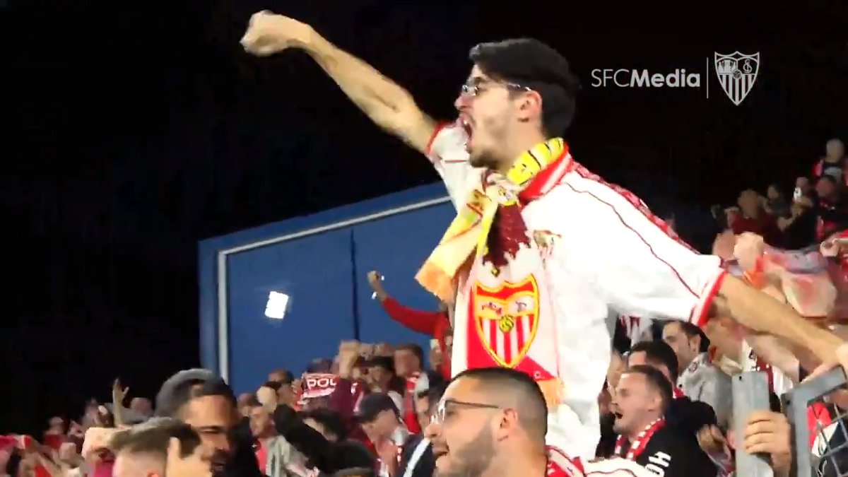 📺 Así rugieron los sevillistas desplazados a Getafe con los goles del #GetafeSevillaFC. ¡Sois enormes! 👏🏻 ⚪️🔴
#WeareSevilla