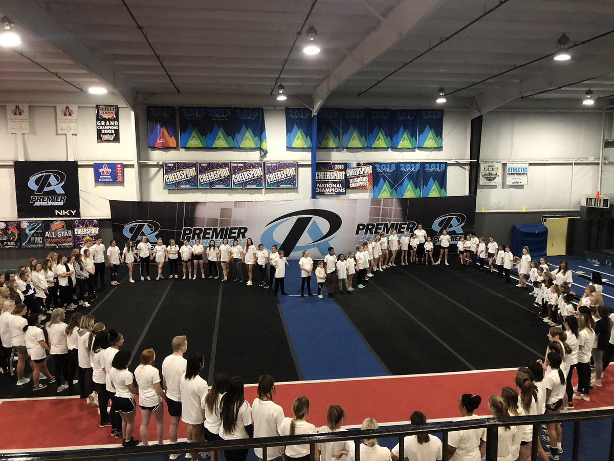 HHSCheerleadin1's tweet photo. One year ago today, we lost Lilliana! She was full of joy, kindness, inspiration and an incredible athlete. There isn’t a day that goes by that we don’t miss her! Lil was everyone’s cheerleader. 💙🐦📣 #livelikelil #beforejerrytherewaslil https://t.co/7f2fisn1Zc