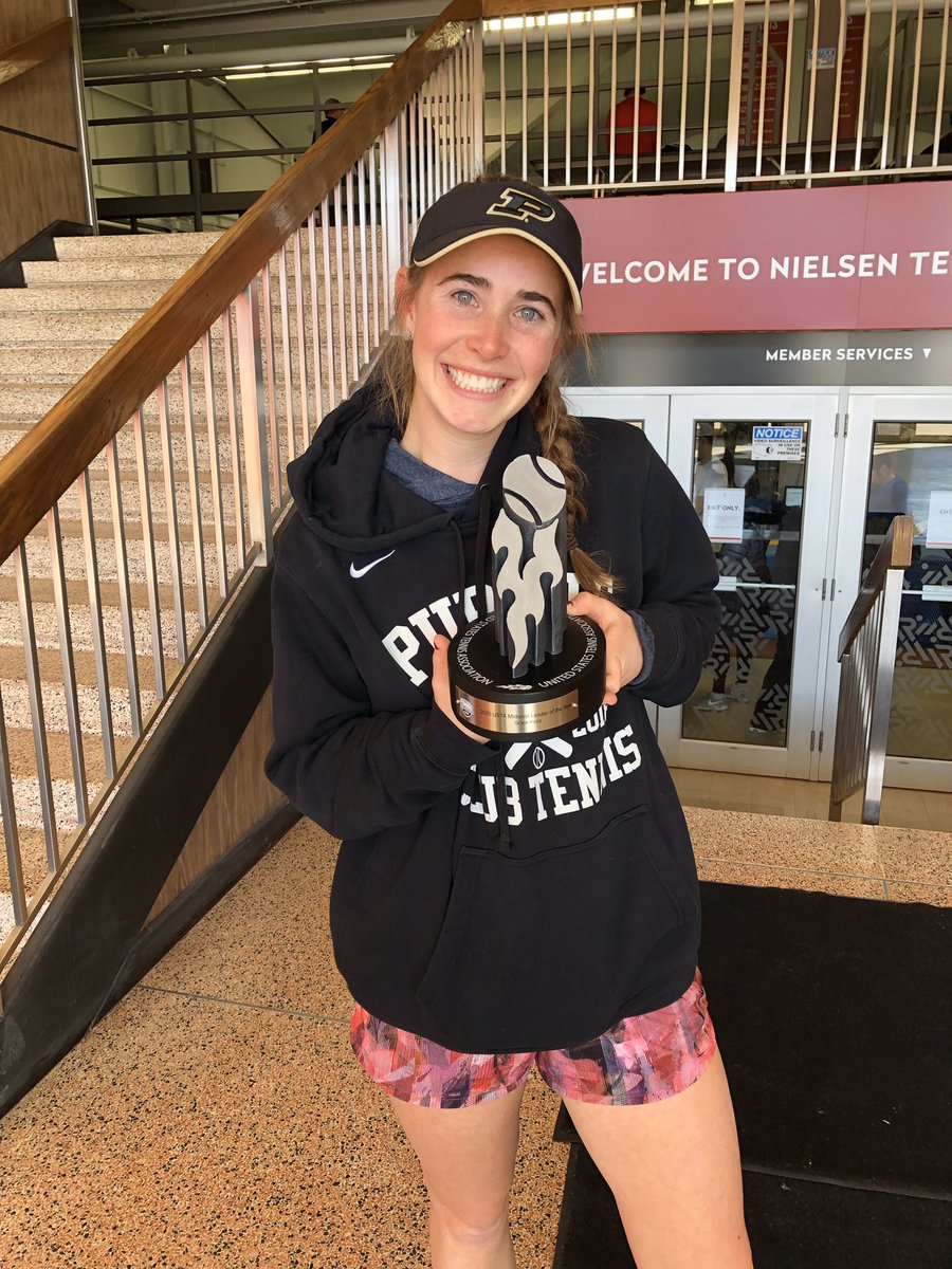 chatfieldsenior's tweet photo. Congrats to CSH 2017 graduate Grace Koza on winning Midwest Leader of the Year by the United States Tennis Association! She plays tennis for Purdue University & is now in the running for National Leader of the Year! We wish her & Purdue well at Nationals!🎾 🏆 #chattyforlife https://t.co/C42ucqZ9Aa