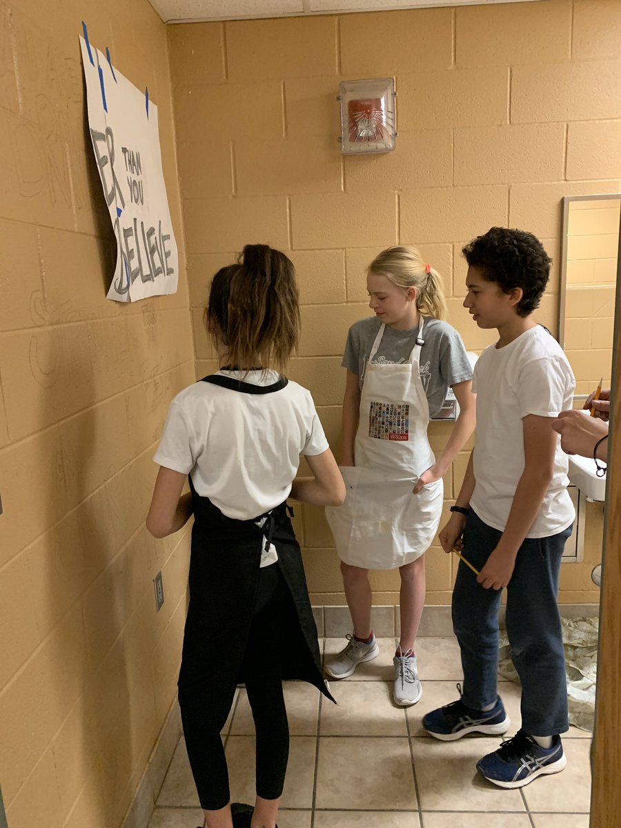 MRMS_Interact's tweet photo. Interact members served up some warm comfort (soup and grilled cheese) to teens in need on Friday night. 

Then, a handful of them set their alarms early Saturday morning and continued our work on our school beautification project—this time in the boys’ restroom. 👏🏻 https://t.co/QzkLw0K29n