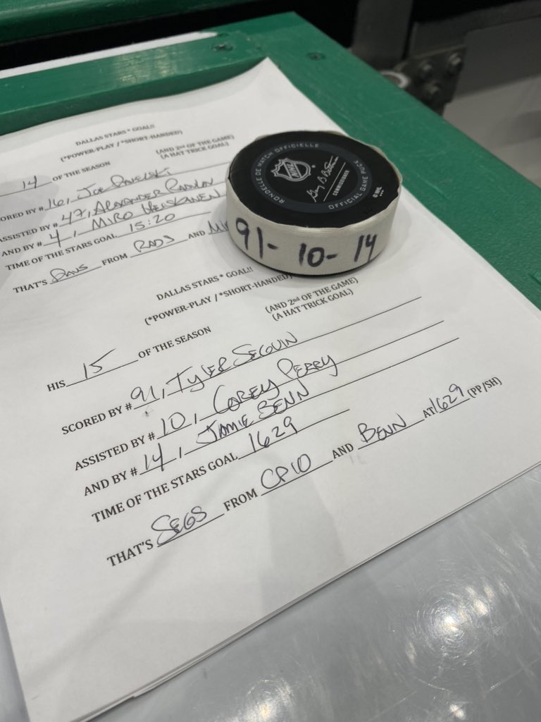 jeffk_stars's tweet photo. #Segs from #CP10 &amp; #TheCaptain 🚨 and the #Stars reclaim the lead. #CHIvsDAL #SeggySnipe #GoStars https://t.co/FEluFscxxG