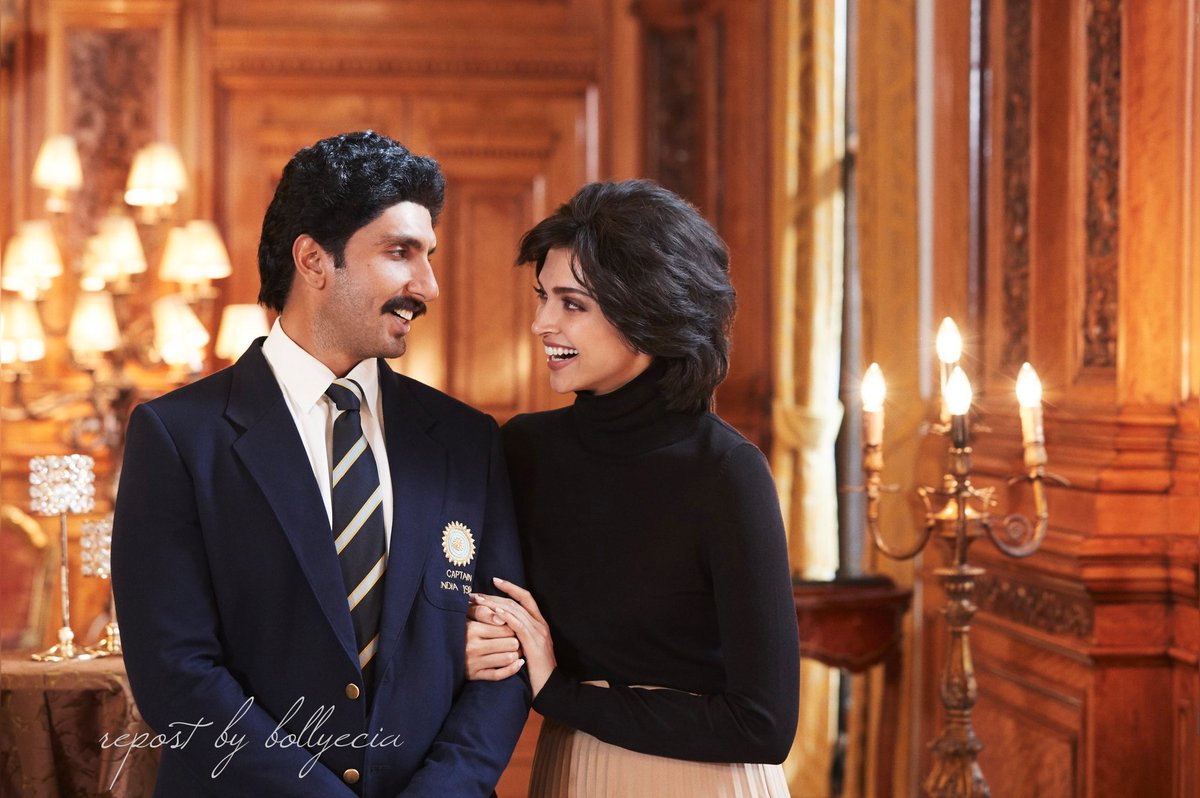 bollyecia's tweet photo. Ranveer Singh e Deepika Padukone em #83TheFilm de #KabirKhan. Distribuiรงรฃo Reliance Ent ๐ฌ 10.Abril na รndia. Filme baseado na Copa Mundial de Crรญquete de 1983.
#BollyeCia #83Squad #Relive83 #1983Movie #1983WorldCup #CinemaIndiano #Bollywood #Cinema #Cine #Movies #Films https://t.co/bMHOQsetR0