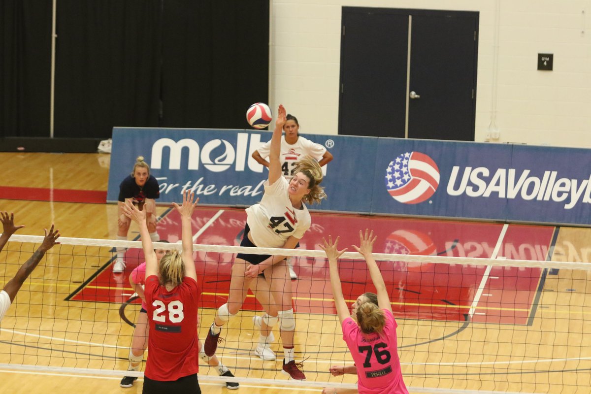 usavolleyball's tweet photo. What a final day for the U.S. Women's National Team Open #USAVtryout! Who will make the U.S. Collegiate Team roster or have a chance to train and compete with the #USAVwnt this summer? Here are a few glimpses of today's action.
Full Facebook Gallery ⏩ https://t.co/onGI7sVppt https://t.co/JHGVhXfIH3