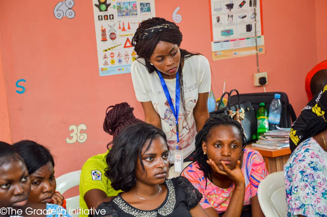 girlvoiceafrica's tweet photo. The girls paid rapt attention all through the sessions on both training days.
#girlsintech
#girlsempowerment
#GirlsWhoCode
#tech
#girlpower
#girl
#SDG5
#tgigirlsempowermentseries2020
#empoweringgirls
#stemgirls
#techchill2020 https://t.co/cRm51uV0T8