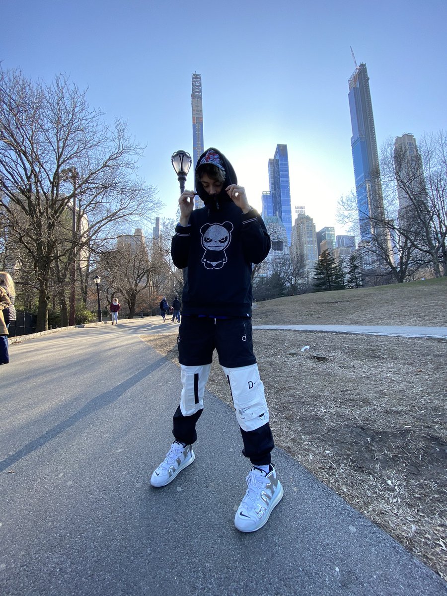 93feetofsmoke's tweet photo. U brake my hart &amp; I’d still come bak like a billion times 🥺 https://t.co/OTaJqLbU80