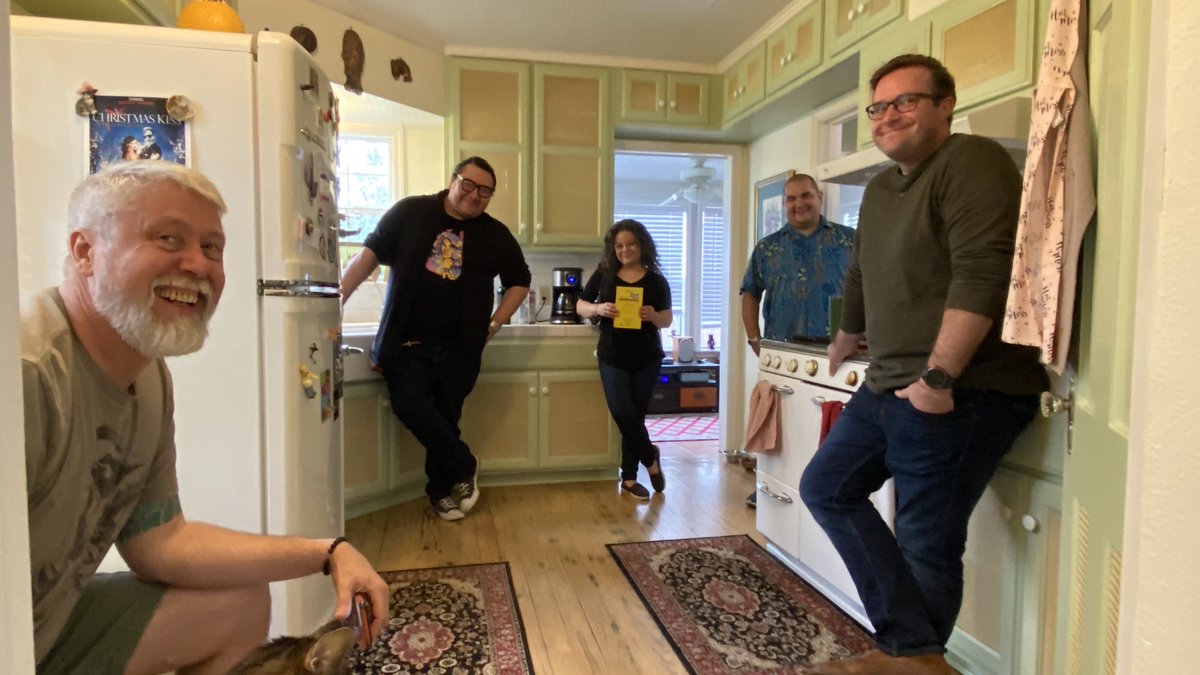 OnAndOffFred's tweet photo. Kitchen party happening at Jessica Lloyd-Hazlett’s at stop #7 🎨 #onandofffred https://t.co/mmFAdQHQLK