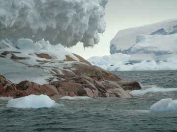 Whole new island discovered in Antarctica ERfgLVLWsAE-Ub2?format=jpg&name=360x360