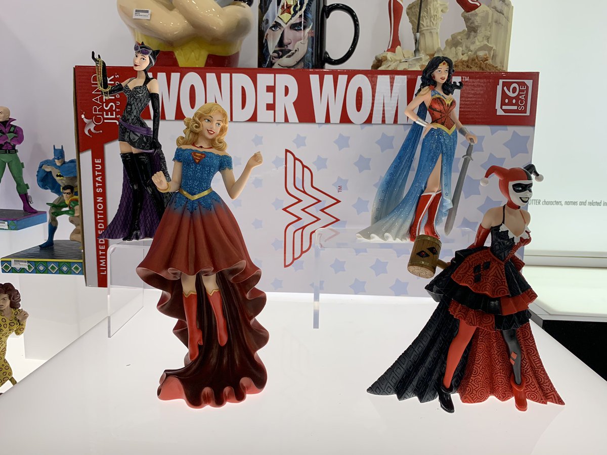 IGHInsider's tweet photo. The new couture line from @EnescoLimited looks fantastic with these @DCComics ladies! #dccomics #WonderWoman #HarleyQuinn #Catwoman #Supergirl #ToyFair2020 https://t.co/QkJlmByhoS