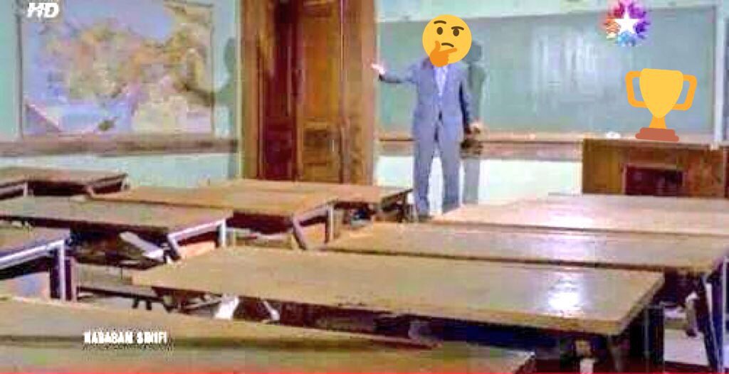 Bakıyorum da hiç sesiniz çıkmıyor.

Uyudunuz mu?