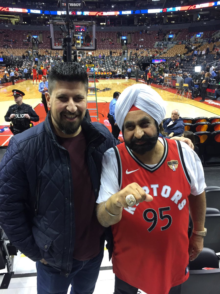 vicxavier1's tweet photo. This guy.  #Raptors https://t.co/cTx4wX16Ao