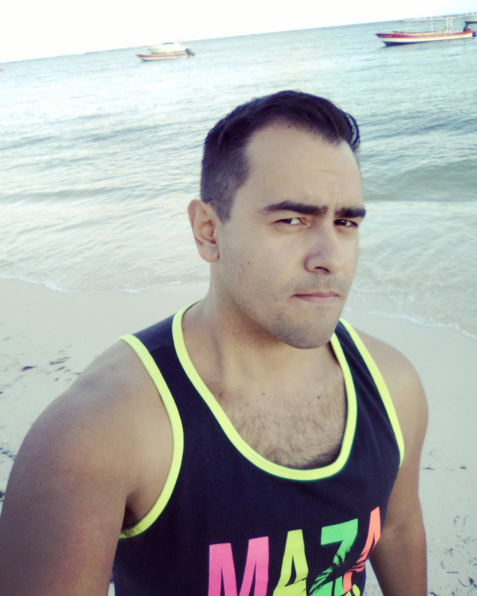 JerryGrajedda's tweet photo. Fin de semana playero 🌴🌊🌅 https://t.co/jQCgPWyAro