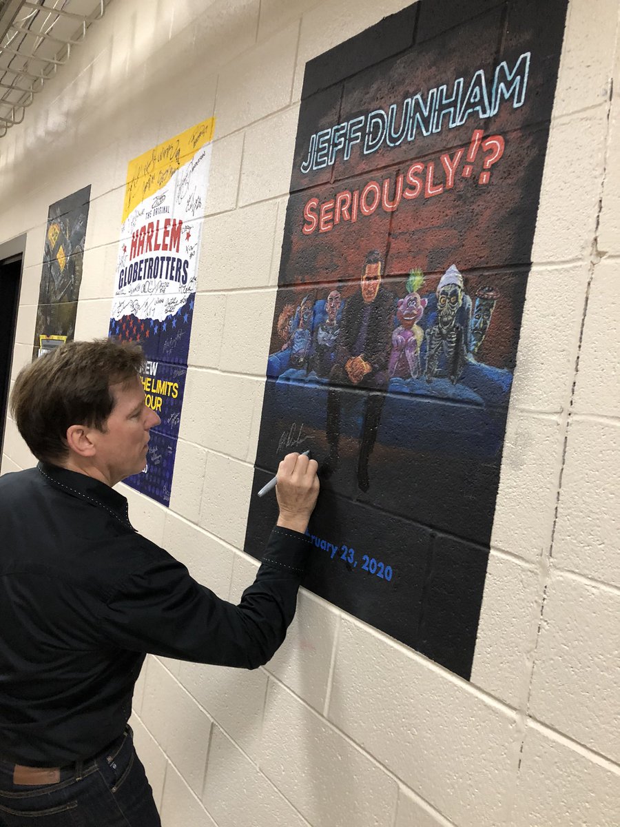 MoheganArenaPA's tweet photo. Thanks to @jeffdunham for another incredible show tonight in #WilkesBarre and for signing the @MoSunArenaPA #ArtistWall
Canโt wait to welcome you and the gang back soon!
#JeffDunham #Achmed #Peanut #Walter #josejalapeno #bubbaj #WBHere #MSAPA #comedy https://t.co/b3i5vvSUqZ