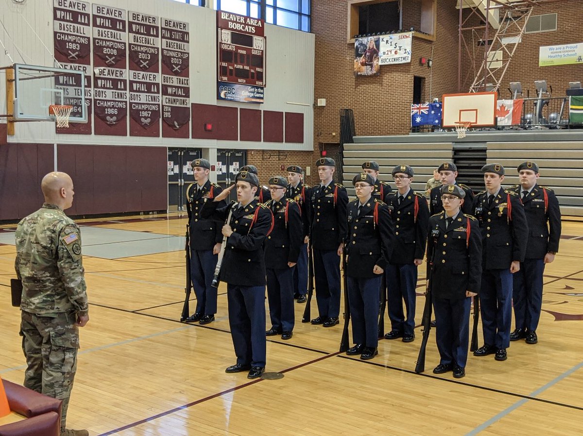 JrotcBeaver's tweet photo. This weekend our Drill Team got first place for the 11th year in a row! The cadets performed amazingly after so many hours of hard work! Thank you to everyone who came to support them! 💪🥇🏆 #Drill #First #Hooah https://t.co/W5bytDh7TE