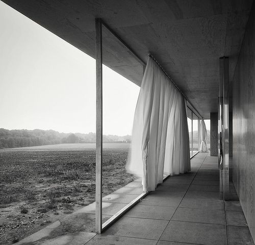 ManuelRevilla57's tweet photo. La levedad y la arquitectura

Golf Club
Krefeld-Egelsberg, Germany

Mies van der Rohe, Architect, 1930 https://t.co/jsdeZt92S4