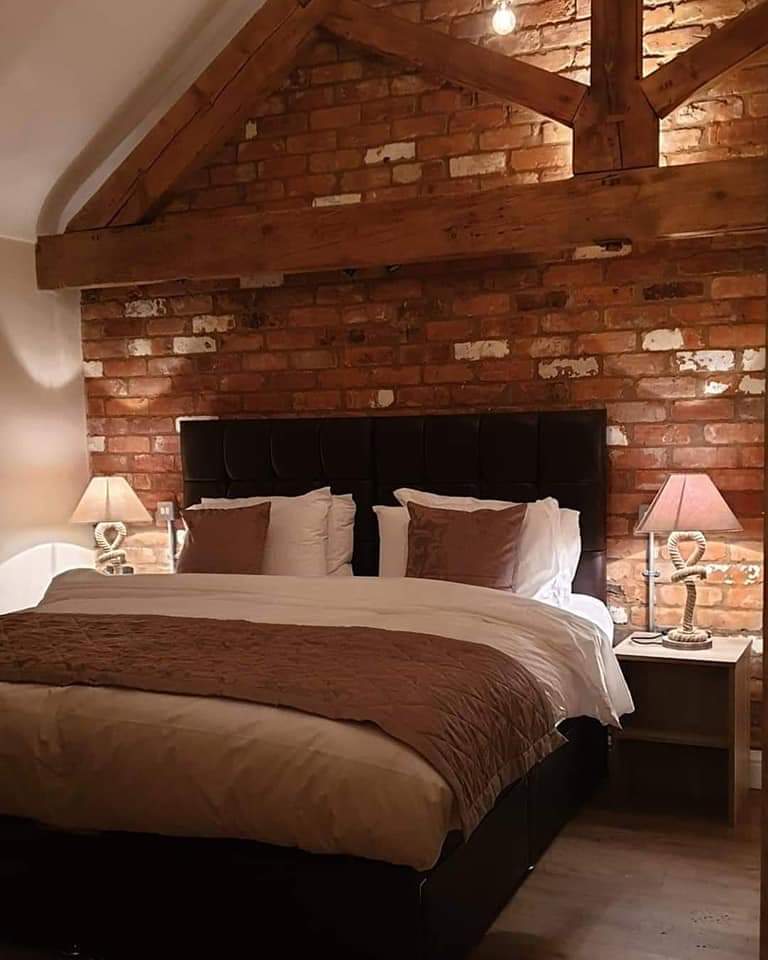 Lowerfarmpicton's tweet photo. WIN a 7 day break at @Lowerfarmpicton Lower Farm Holiday Cottages - Picton, #Chester. £2 a ticket, donations of more than £2 will be allocated multiple tickets. ALL proceeds to @AlderHeyCharity. Big thank you to @sykescottages for supporting. @JustGiving

https://t.co/8Nf9GDvE98 https://t.co/wTXHVlJnr8
