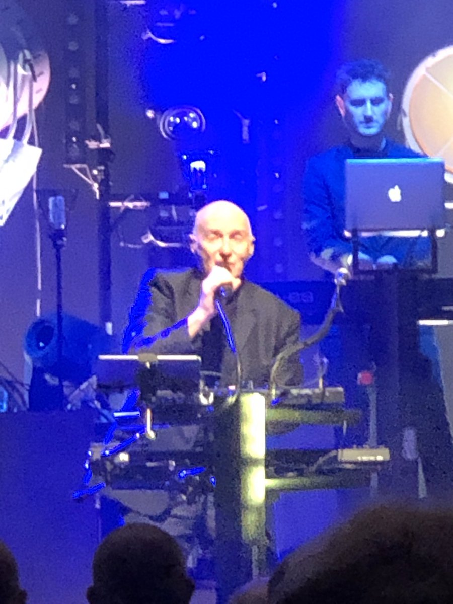Nikkibear123's tweet photo. Another fantastic evening on Friday with my partner in crime @Lawrondo &amp; @midgeure1 Outstanding show part of The Vienna &amp; Visage tour at #thsh Cant wait to see you again in Shrewsbury!! #midgeure #1980s #legend https://t.co/y5r02TnckK