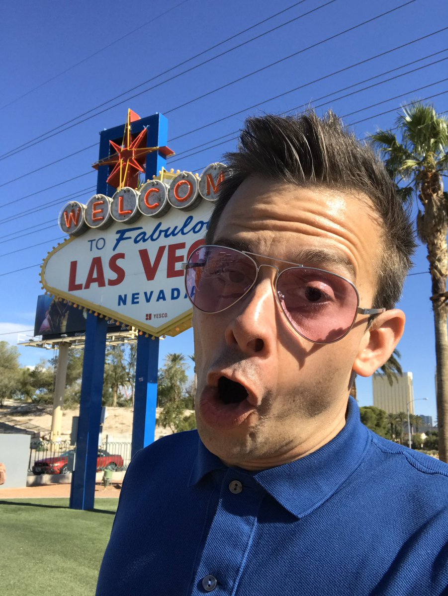 andreacavasin's tweet photo. #lasvegas https://t.co/8ptpOYsEgj