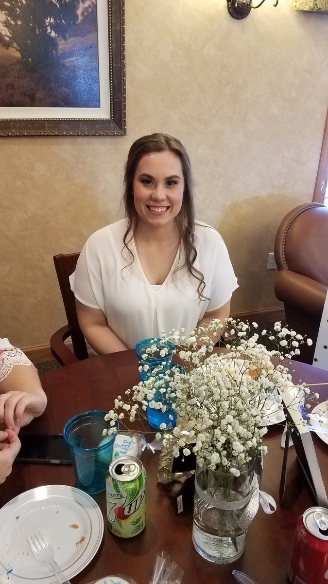 jacksonroom101's tweet photo. Celebrating the bride to be. . . https://t.co/r9e9heprSS