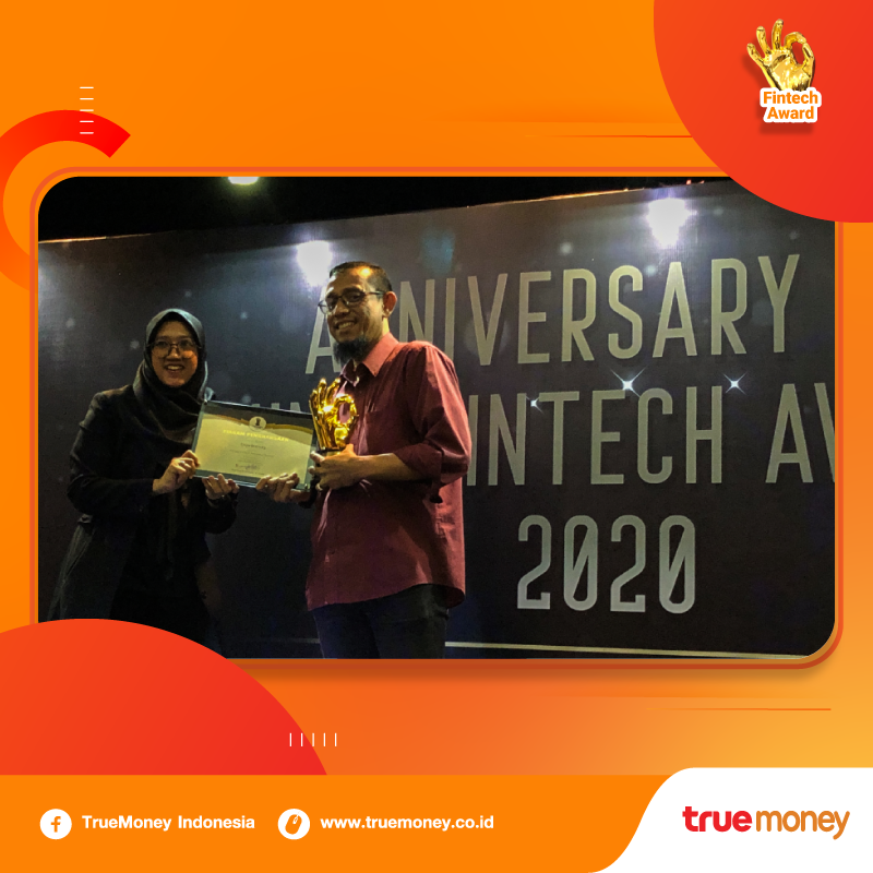 TrueMoneyId's tweet photo. Terimakasih telah mempercayai&menggunakan TrueMoney Indonesia. Atas kepercayaan kalian kami menerima penghargaan di ajang Dunia Fintech Awards 3.0 2020, dlm kategori "Startup Fintech Remitansi Terbaik 2020".
#TrueMoneyID #InfoTrueMoney https://t.co/8kgXiokHLl