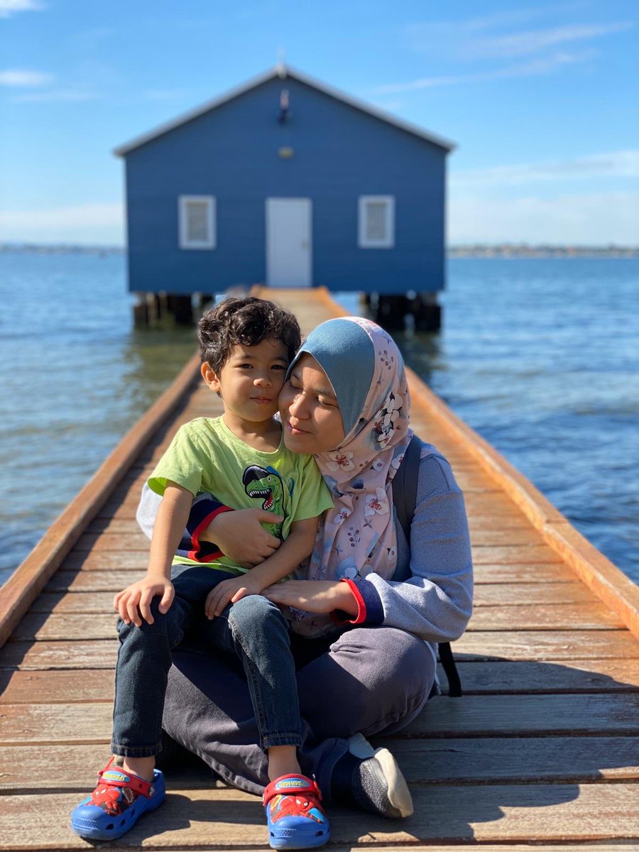 ToursJutawan's tweet photo. Family trip! #perth #summer #blueboathouse https://t.co/cIIMvn1FlN