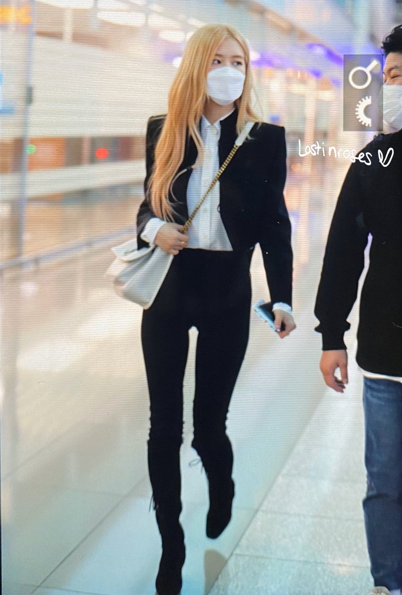 ClaireVia on X: ROSÉ with NIKI medium in Lambskin Saint Laurent