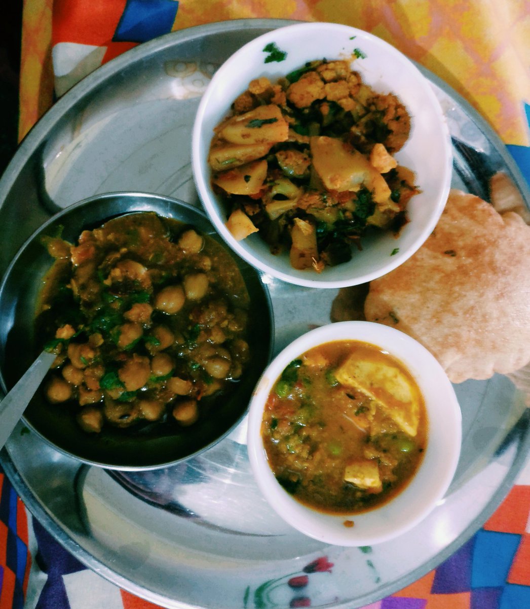 pantonline's tweet photo. So how's your breakfast coming along!!
#DesiThali https://t.co/b7IBOj8al7