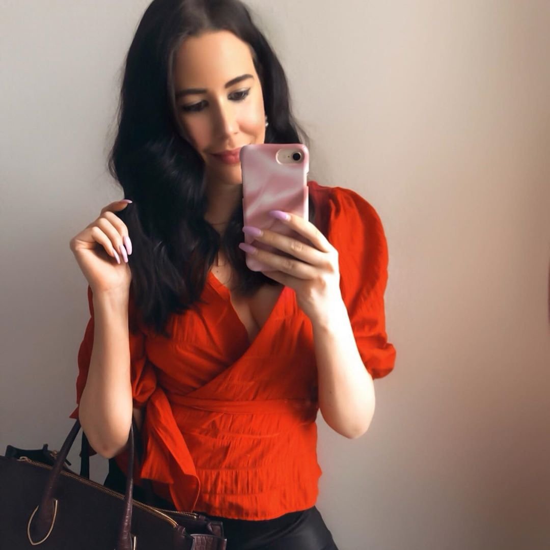 Livingcases's tweet image. Life is like a mirror, we get the best results when we smile💖