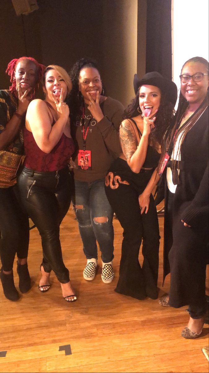 craftdatenight's tweet photo. @WHOREiblePod #wdlive was the dopest experience! If ever y’all wanna collab with some married folks, hit us up! https://t.co/x2fDOyg1bJ