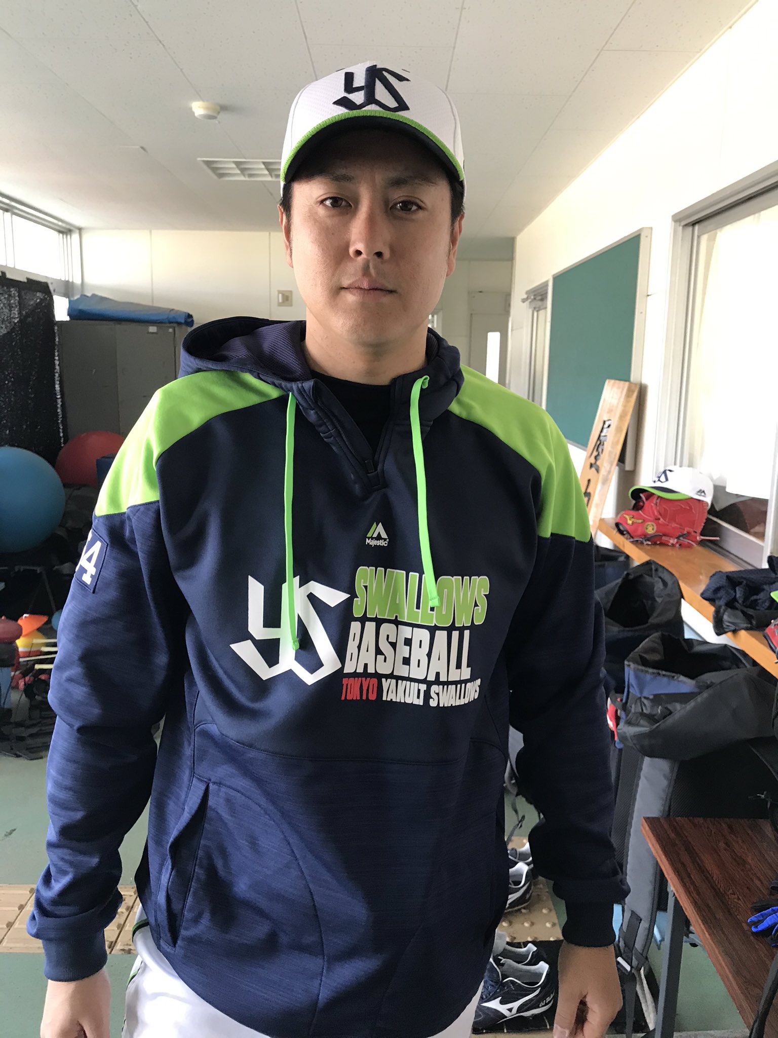 東京ヤクルトスワローズ中澤雅人投手実使用スパイク 手がける 東京ヤクルトスワローズ中澤雅人投手実使用スパイク 手がける