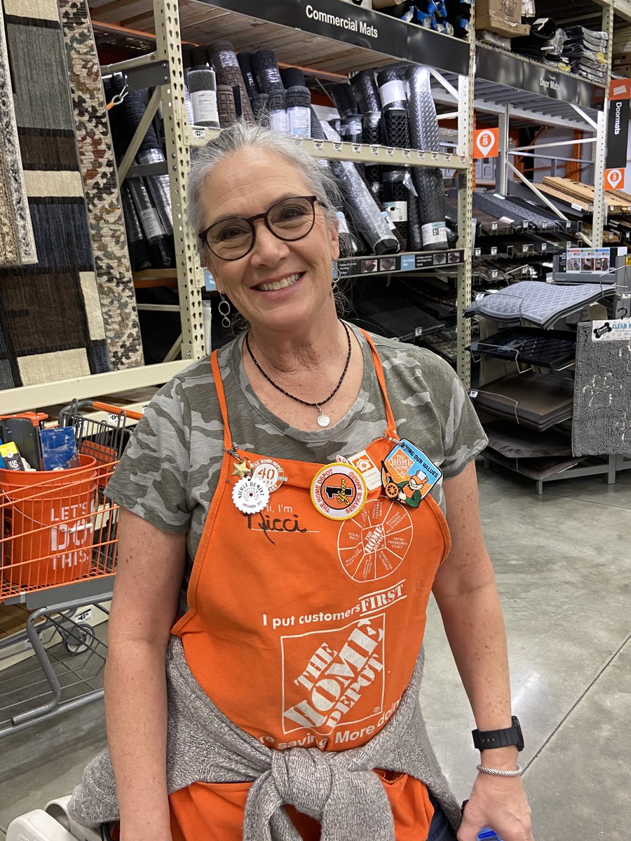 lisa_3026's tweet photo. 🍊🙌❤️💪🏻This PT D24 specialist held an awesome tile class on Saturday. She is truly amazing! 🍊@AlanJeffries4 @JeremyMTrotter @adrian3026 @LisaBjerg https://t.co/lB3HIBXs2K