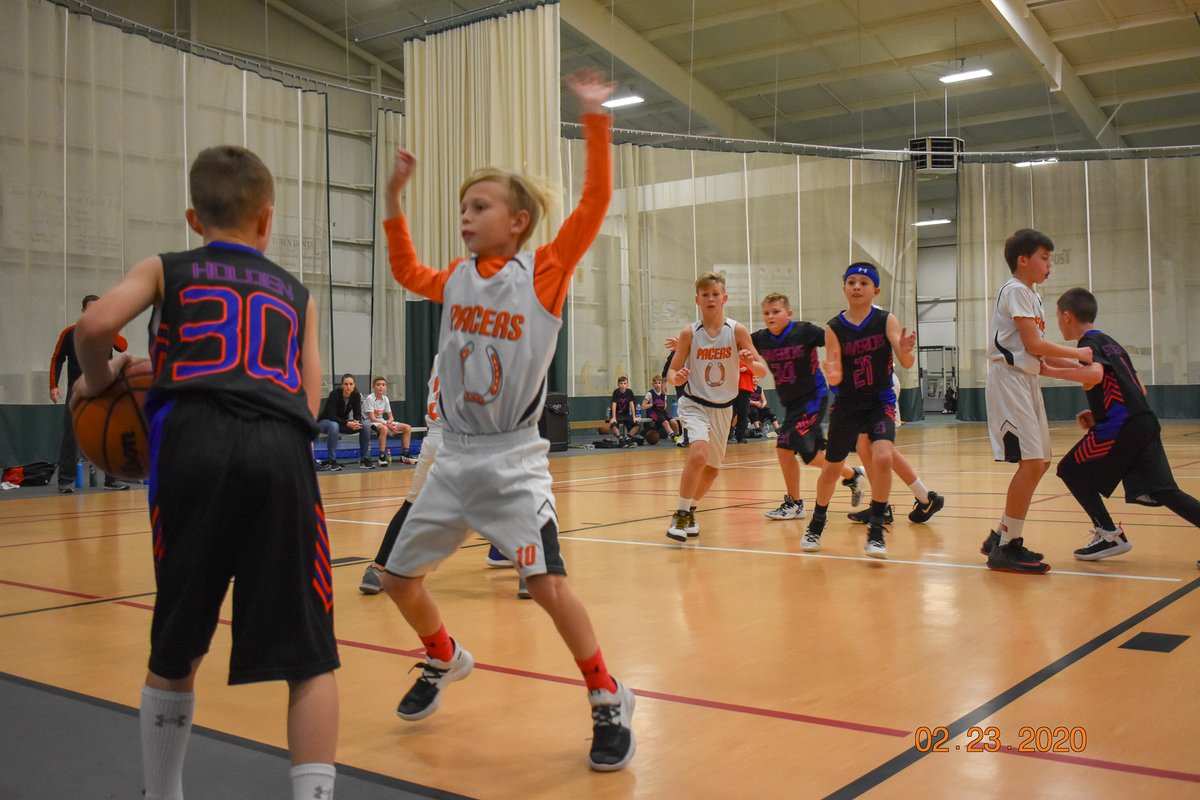 ashworthen1's tweet photo. So proud of Baylen and the rest of 4th grade Jr Pacers. It didn't end how we wanted it to but they left it all on the court and played their hardest! #4thGrade #JrPacers #Baylen #10 https://t.co/XT254Bt0XJ