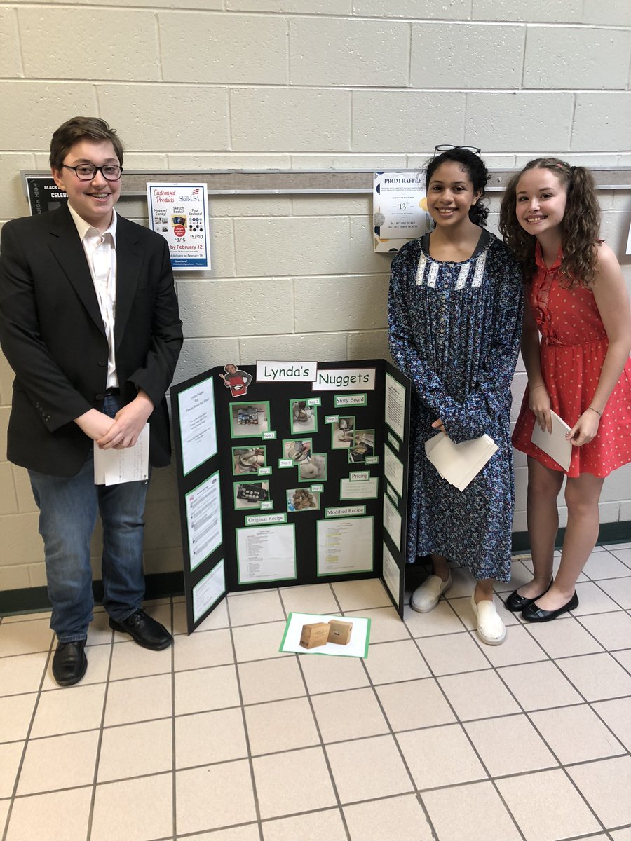 FBHS_FCCLA's tweet photo. Congratulations to all our FCCLA region competitors that received GOLD and will move on to state competition in March! @FBHSFalcons @GeorgiaFCCLA @NationalFCCLA https://t.co/hjmvjf8MVP