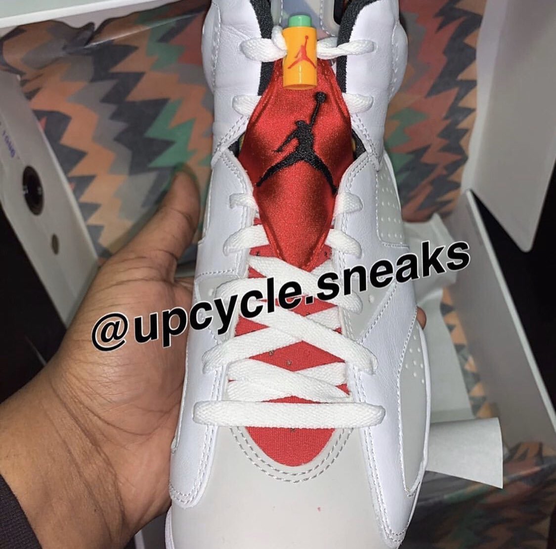 SAuthenticators's tweet photo. First look at the Jordan 6 “Hare”. Releasing in April.
#jordan #jordan6 #hare #harejordan #sneakerauthenticators #airjordan #nba #kicks #sneakers #sneakernews https://t.co/WT1UbWIBD8