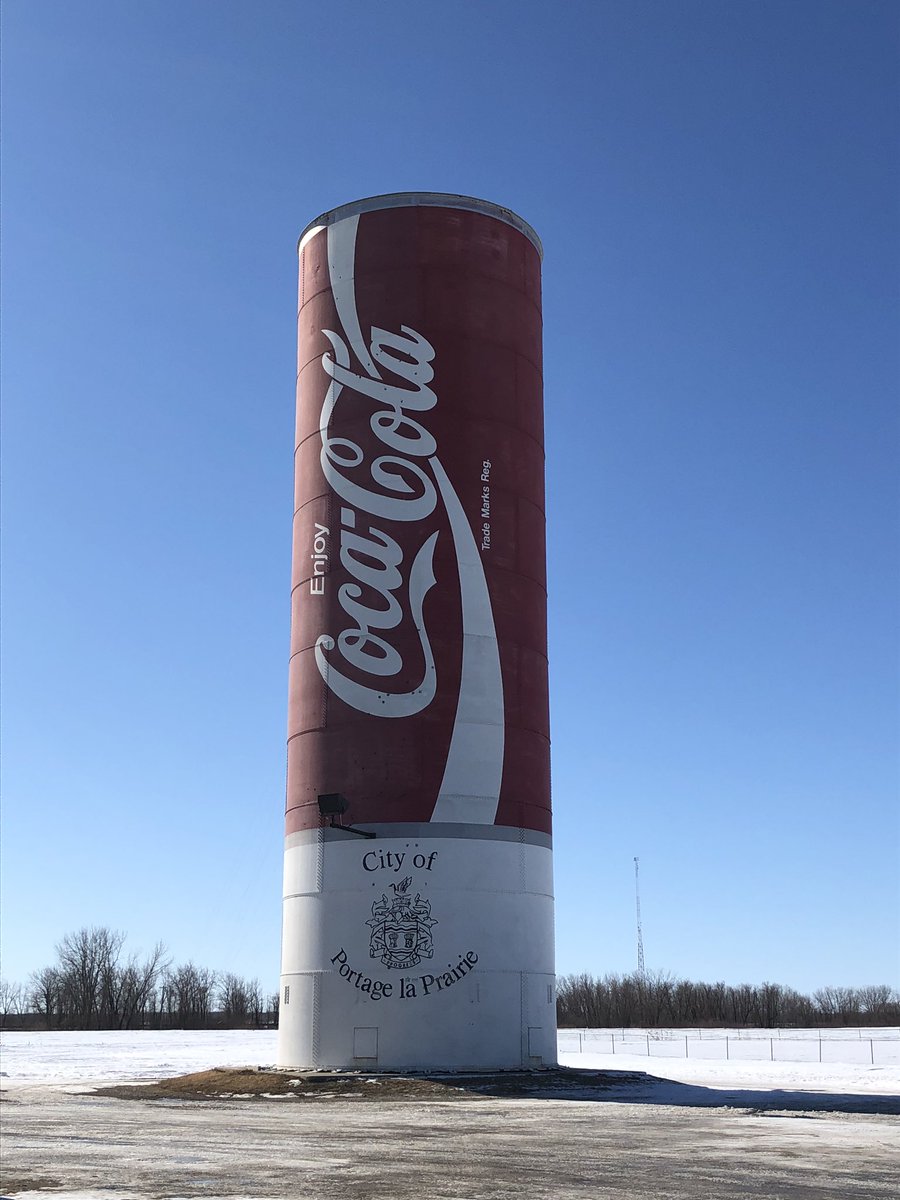MichelleSSacco's tweet photo. Day trip adventure for #Explore150 took us to #FortLaReineMuseum, #IslandPark & the worlds largest #CocaCola Can in #PortageLaPrairie #ExploreManitoba #Manitoba150 #TravelManitoba https://t.co/tnLo9HAA76